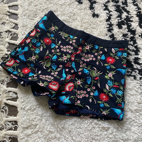 Medium embroidered shorts birds floral zipper - Picture 2 of 14